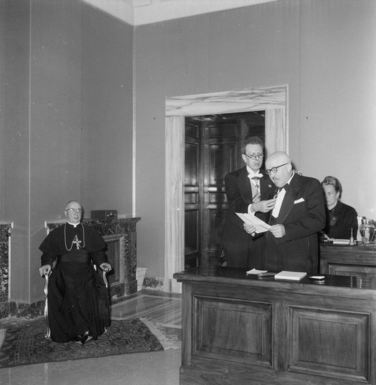1962-5-October-Plenary-Session-021.jpg