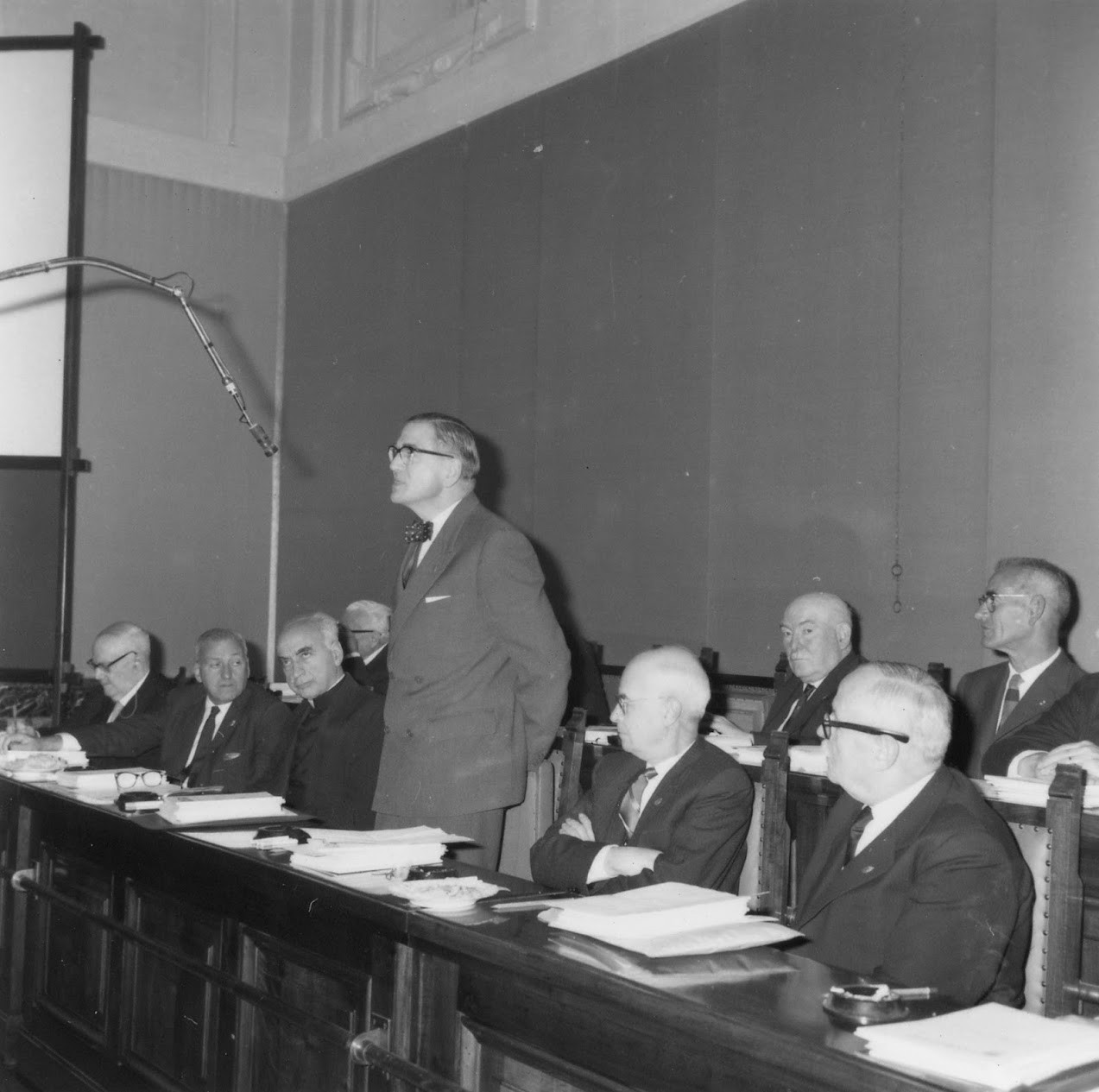 1963-13-October-Plenary-Session_N.-055.jpg